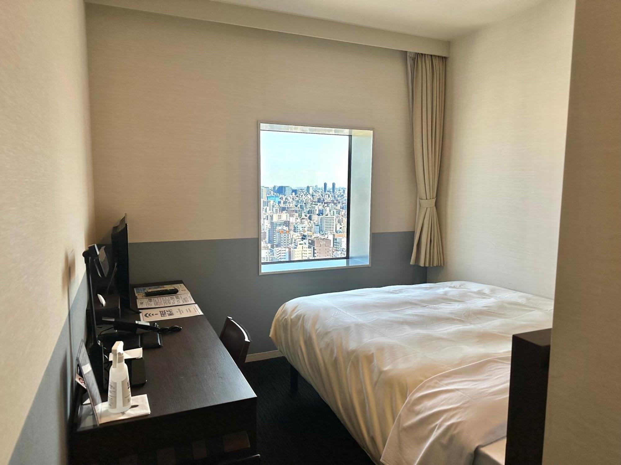 Hotel Crown Hills Ueno Premier Токио Экстерьер фото